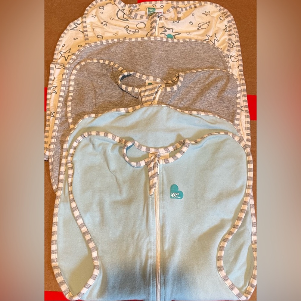 Love To Dream Swaddles x2 (Small) and 1 medium